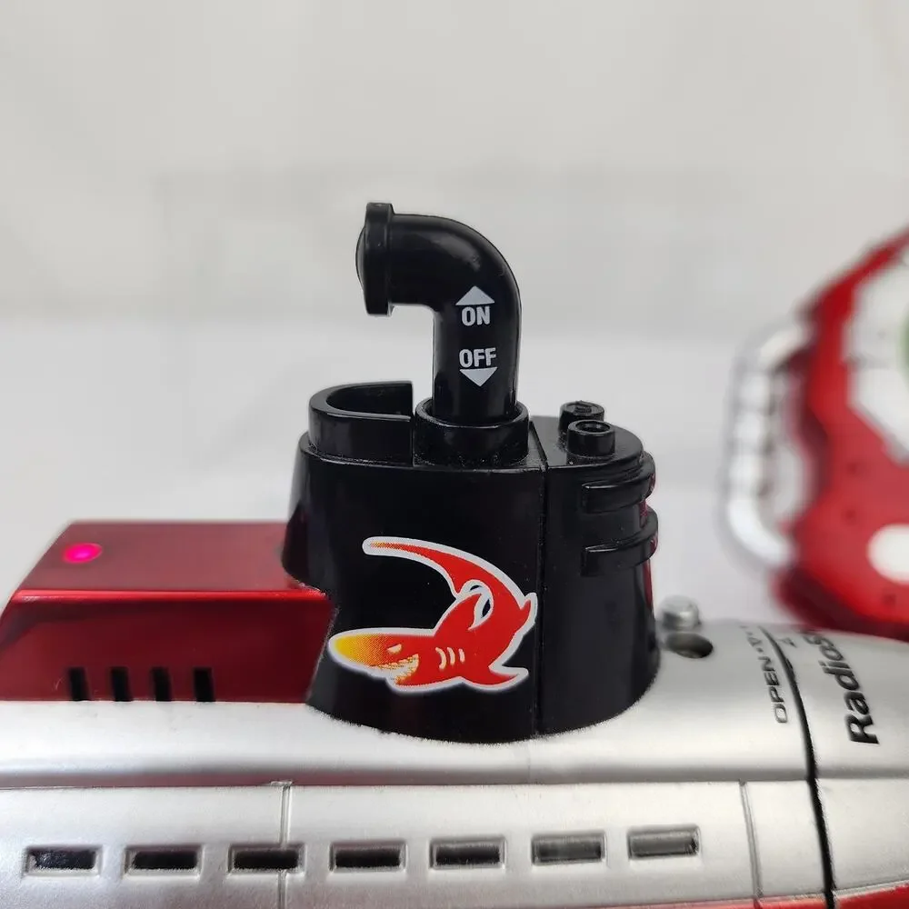 Radio Shack Mako Complete Mini-sub Submarine w/Remote Red Tested and Working